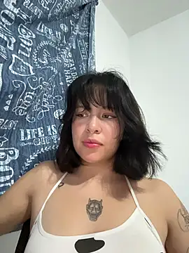 aliciia 23 online show from October 26, 10:36 pm