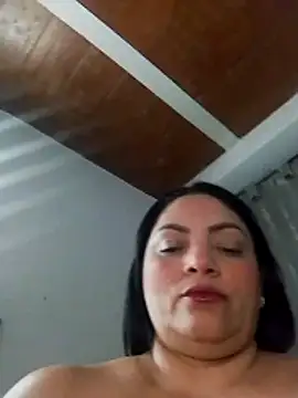 Snapshot of tiffany_Johnson1 chatting on April 23, 2:24 am tiffany Johnson1 online show from April 23, 2:24 am