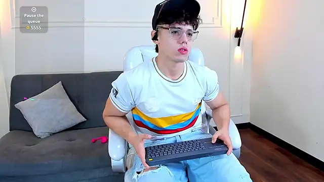 Jhoumod 21 online show from October 2, 10:33 am