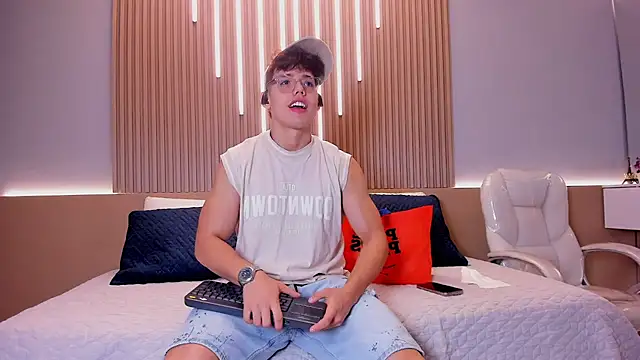 Jhoumod 21 online show from October 9, 10:35 am