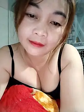 Snapshot of Lyly_nuce chatting on September 24, 3:15 pm Lyly nuce online show from September 24, 3:15 pm