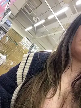 Lovelyanan online show from March 27, 1:11 pm