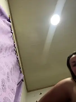 camila-titis online show from May 10, 1:44 am