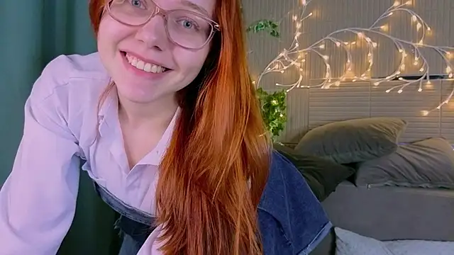 Snapshot of PollyVinice chatting on May 15, 4:36 pm PollyVinice online show from May 15, 4:36 pm