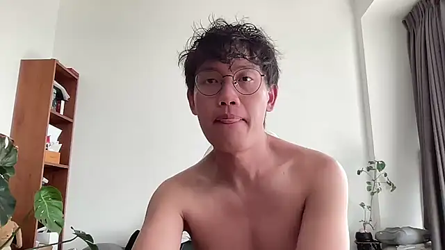 Snapshot of Passionatetwink2 chatting on October 26, 3:12 am Passionatetwink2 online show from October 26, 3:12 am