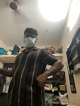 Snapshot of DJLOVE280825 chatting on September 30, 10:37 pm DJLOVE280825 online show from September 30, 10:37 pm