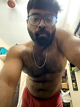 Snapshot of DJLOVE280825 chatting on October 9, 10:30 pm DJLOVE280825 online show from October 9, 10:30 pm