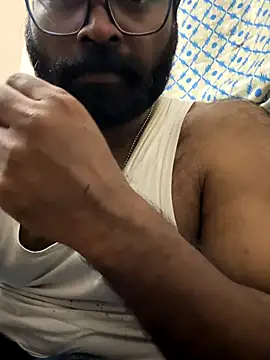 Snapshot of DJLOVE280825 chatting on November 3, 11:26 pm DJLOVE280825 online show from November 3, 11:26 pm