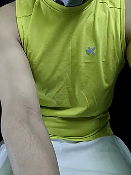 Snapshot of chocolate_alone chatting on February 4, 11:16 am chocolate alone online show from February 4, 11:16 am