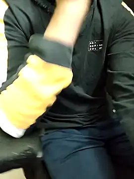 Snapshot of chocolate_alone chatting on February 7, 10:30 am chocolate alone online show from February 7, 10:30 am