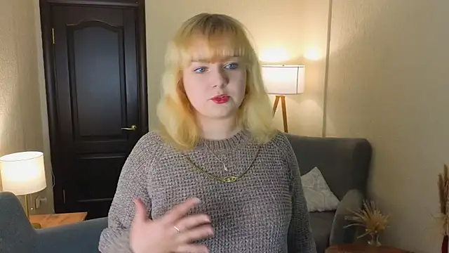 Snapshot of Ann_Hayes chatting on September 21, 8:16 am Ann Hayes online show from September 21, 8:16 am