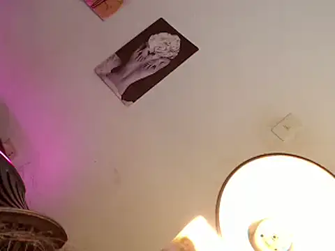 Snapshot of Heaven_Cock chatting on November 19, 1:11 pm Heaven Cock online show from November 19, 1:11 pm