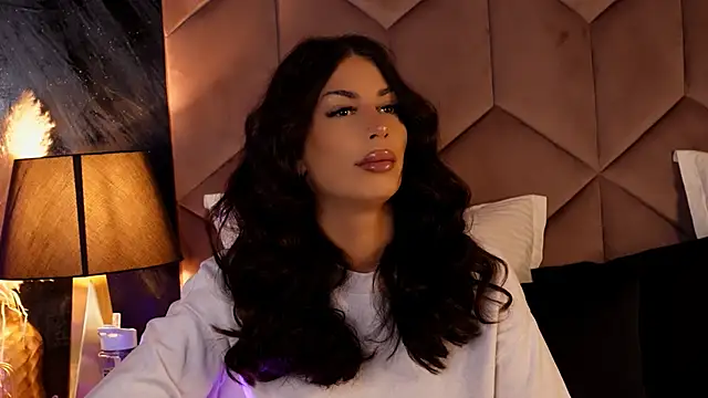 EvaRhea online show from October 3, 2:52 am