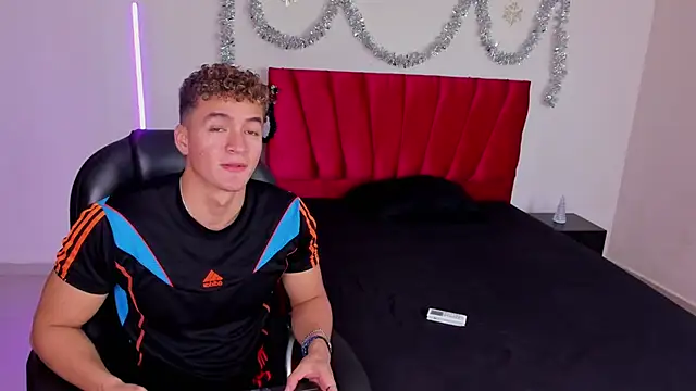 paull george online show from November 12, 2:39 pm