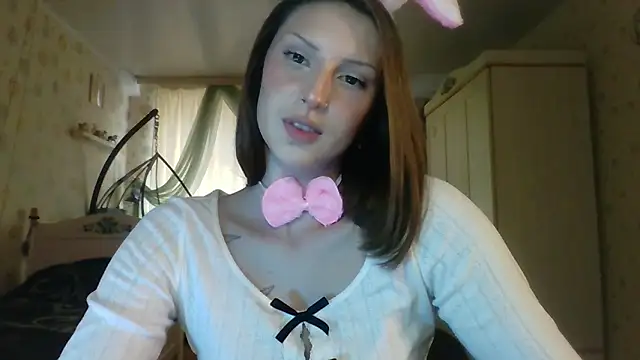 RuxaShade online show from October 30, 11:11 am