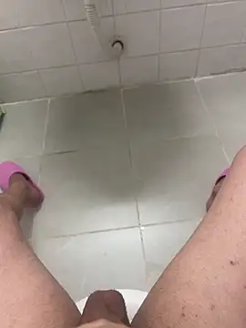 doyumsuz3131 online show from September 21, 3:02 pm