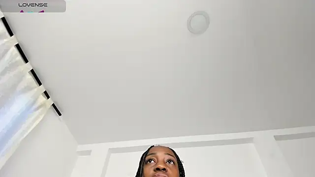 Ebony danik online show from November 9, 10:30 pm