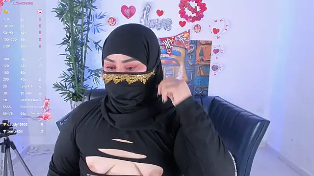 samanee konn online show from May 13, 7:55 pm