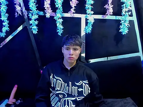 Bruno Cruzz online show from September 12, 2:55 am