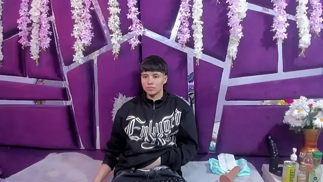 Bruno Cruzz online show from December 16, 2:38 am