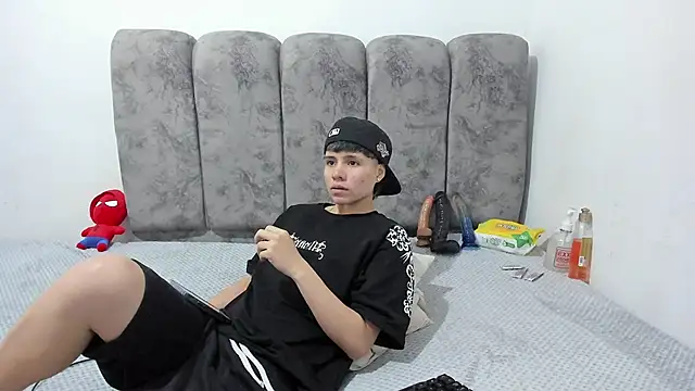 Snapshot of Bruno_Cruzz chatting on June 19, 2:16 am Bruno Cruzz online show from June 19, 2:16 am