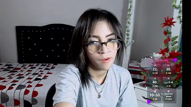 Snapshot of Coraline_Playful chatting on September 18, 12:40 pm Coraline Playful online show from September 18, 12:40 pm