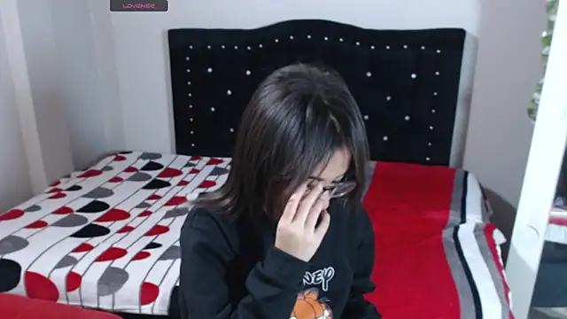 Snapshot of Coraline_Playful chatting on October 15, 8:20 pm Coraline Playful online show from October 15, 8:20 pm