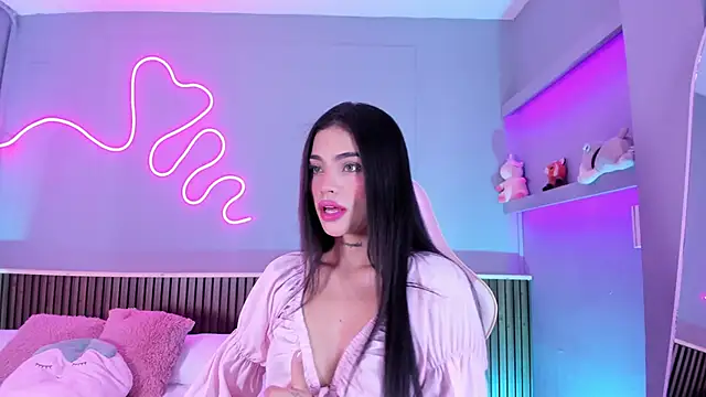Snapshot of SammyRose_ chatting on April 20, 8:10 pm SammyRose online show from April 20, 8:10 pm