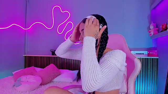 Snapshot of SammyRose_ chatting on June 27, 8:25 pm SammyRose online show from June 27, 8:25 pm