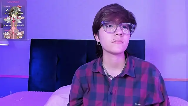 Snapshot of Tsuki_Maru chatting on March 12, 8:04 pm Tsuki Maru online show from March 12, 8:04 pm