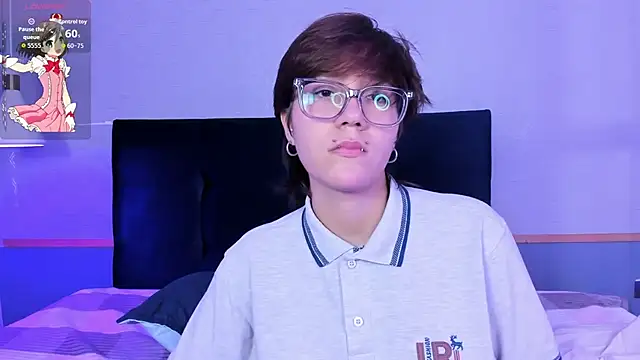 Snapshot of Tsuki_Maru chatting on March 13, 10:05 pm Tsuki Maru online show from March 13, 10:05 pm