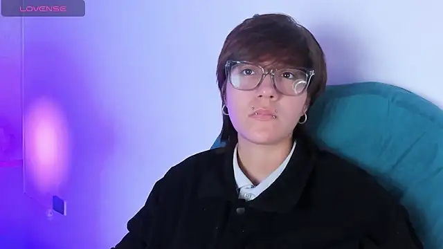 Snapshot of Tsuki_Maru chatting on March 30, 9:38 pm Tsuki Maru online show from March 30, 9:38 pm