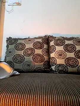 Evneet27 Saavu online show from November 21, 2:43 am