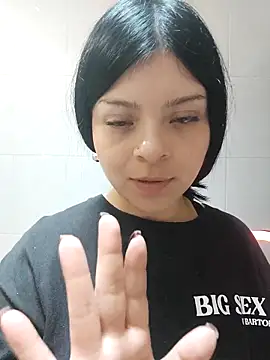 LunaJacobs online show from March 25, 6:25 pm