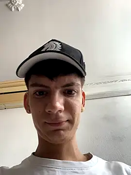 Luck  090 online show from September 16, 1:23 pm