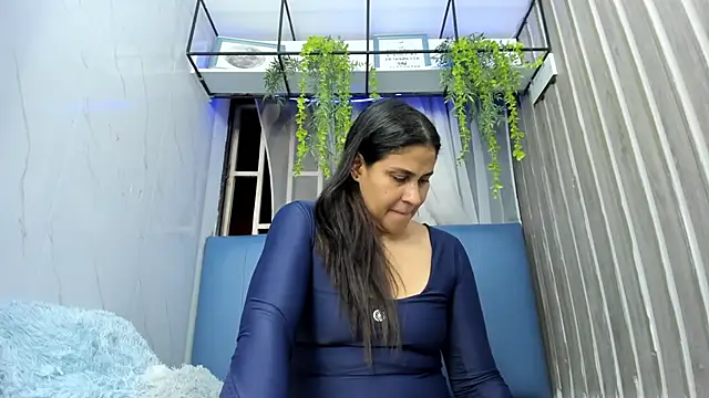 Jessybrownn online show from September 17, 3:30 am