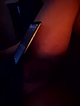 Snapshot of sthuart22 chatting on January 9, 11:06 pm sthuart22 online show from January 9, 11:06 pm