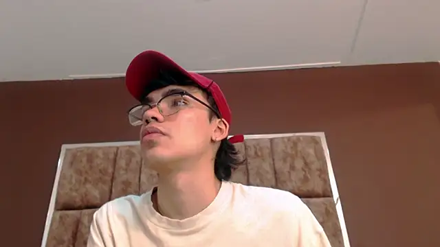 JoeCollins  online show from September 25, 9:29 pm