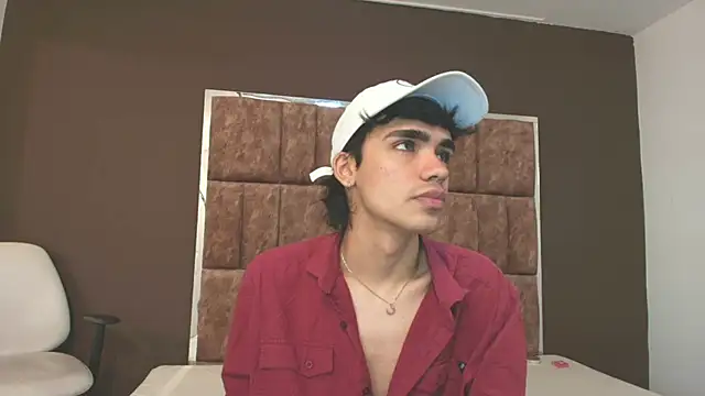 JoeCollins  online show from October 22, 9:25 pm