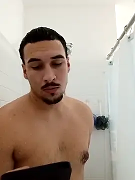 Snapshot of Jadriel23 chatting on October 10, 5:01 pm Jadriel23 online show from October 10, 5:01 pm