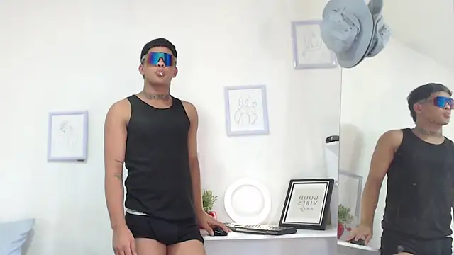 Maicol lo444 online show from September 13, 7:13 pm
