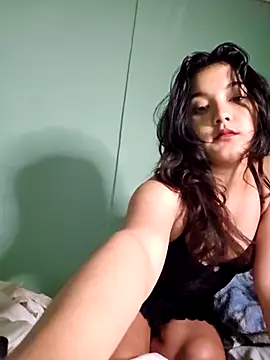 Snapshot of Hellenlin chatting on September 28, 5:46 am Hellenlin online show from September 28, 5:46 am