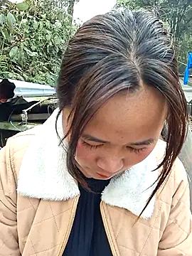 ALIENHR38 online show from February 13, 2:51 am