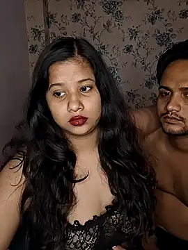 priyaverma00 online show from May 10, 9:42 pm