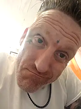 MRTATTWO online show from September 15, 9:48 pm