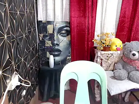 Snapshot of MissfrancesXxx chatting on November 30, 7:18 pm MissfrancesXxx online show from November 30, 7:18 pm