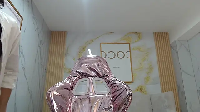 Snapshot of sara_lopez_s chatting on September 22, 1:13 pm sara lopez s online show from September 22, 1:13 pm