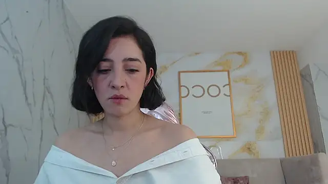 Snapshot of sara_lopez_s chatting on October 3, 1:19 pm sara lopez s online show from October 3, 1:19 pm