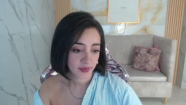 Snapshot of sara_lopez_s chatting on October 17, 1:46 pm sara lopez s online show from October 17, 1:46 pm