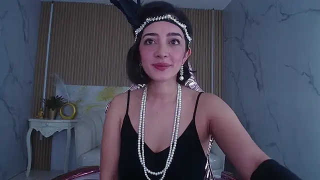 Snapshot of sara_lopez_s chatting on October 31, 2:07 pm sara lopez s online show from October 31, 2:07 pm